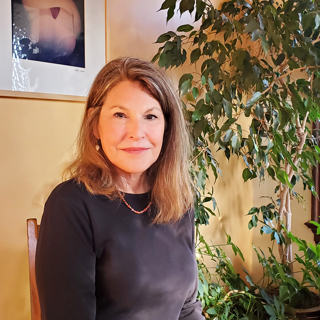 Winni McNamara, LM, ARNP